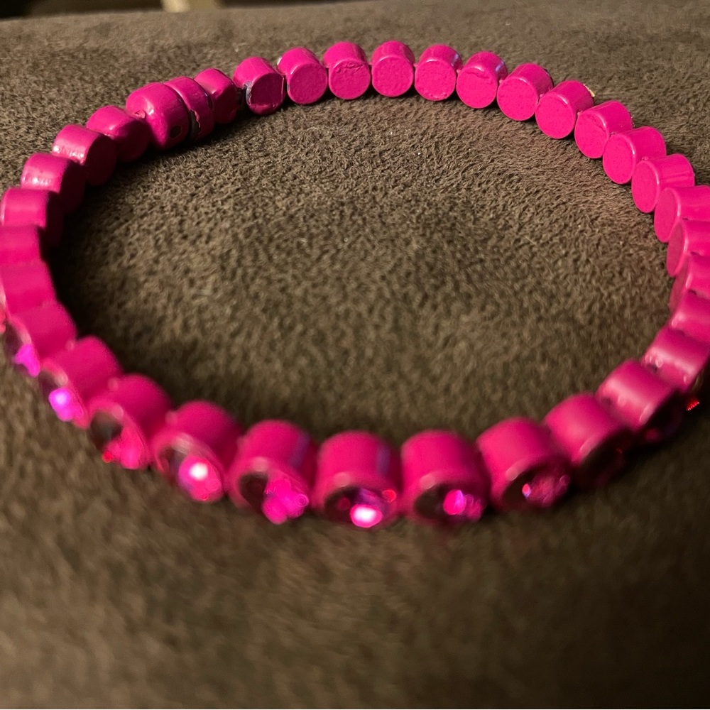 Bracelets-  2 magnetic closure